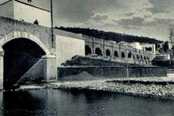 ultimato nel 1835, distrutto nel 1944 dalle truppe tedesche in ritirata - Ponteginori, inizio '900